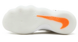 Off-Whithe Nike React Hyperdunk