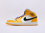 Air Jordan 1 Mid SE Lakers 852542-700