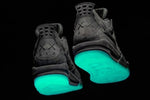 Air Jordan 4 Retro KAWS x 'Gris frío'